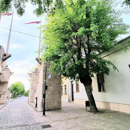 Apartmán Becsi Kapu Apartman Vác Exteriér fotografie
